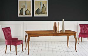 Art. 67, Table classique en bois, avec deux rallonges