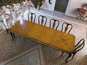 QUEEN ANNE table, Table pour salle  manger, avec des incrustations de bois