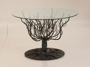 Arbore, Table avec structure avec des branches d'arbres, en fer forg, en plein air