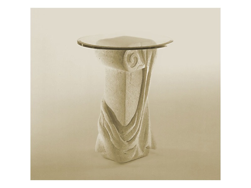 Saffo, Table avec dessus dans la colonne de verre et de pierre
