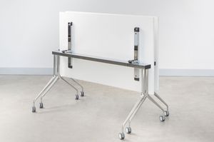 Argo 206r, Table avec plateau rabattable pour le bureau