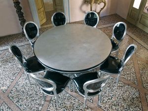 VANITY table, Table ronde avec structure centrale de support, de style classique