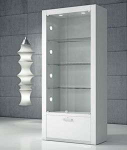 Quadratum Q/80, Vitrine avec LED intgres sur le ct