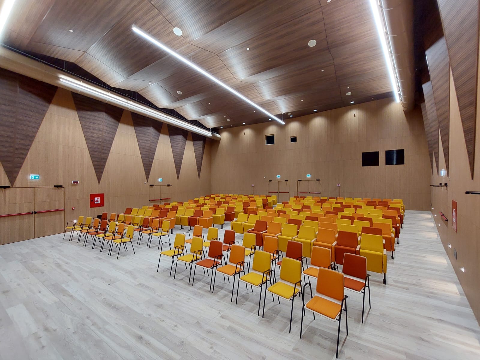 Le fauteuil ANTEA COM 1 � l'auditorium Pujati de Sacile