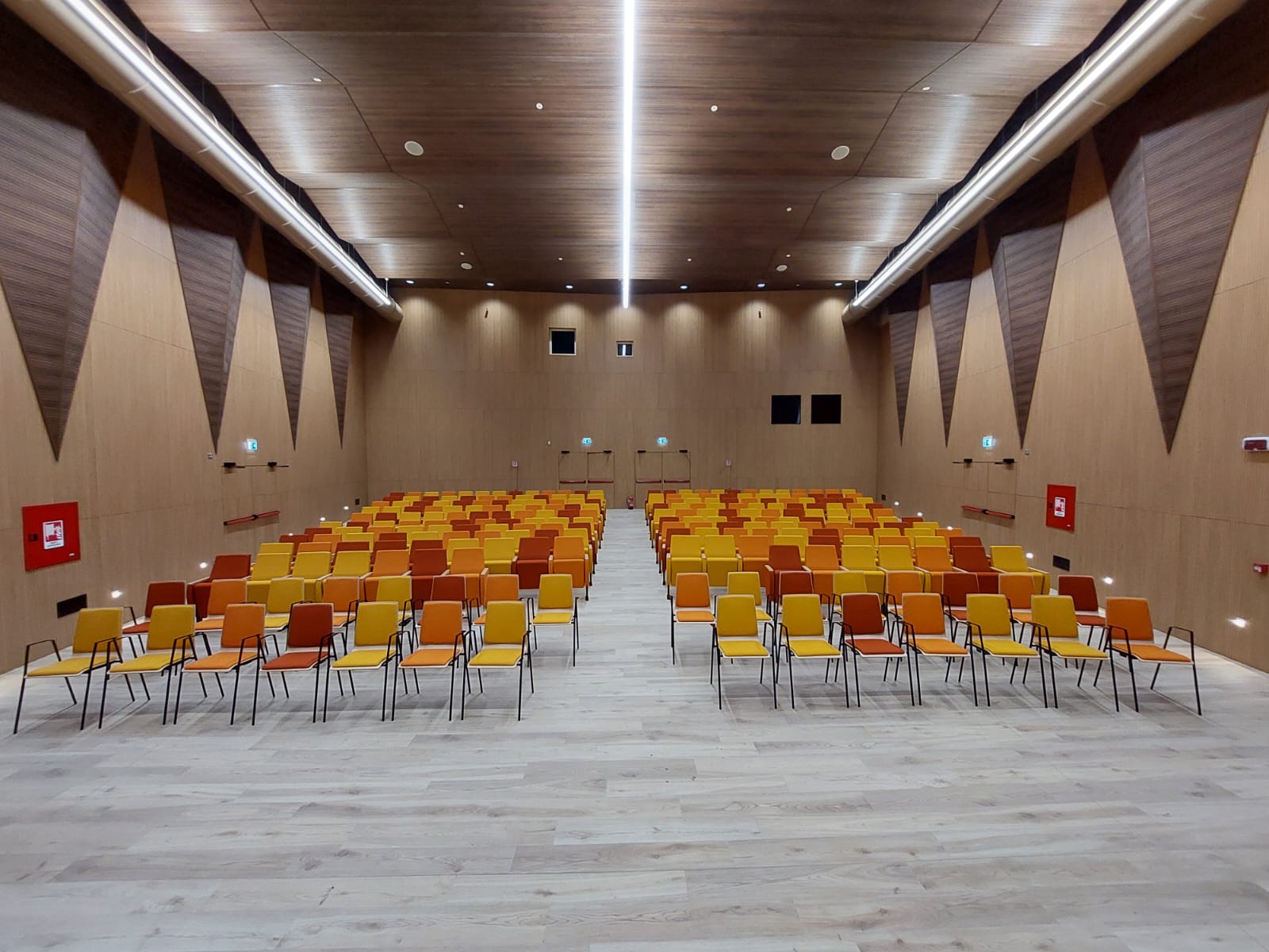 Le fauteuil ANTEA COM 1 � l'auditorium Pujati de Sacile