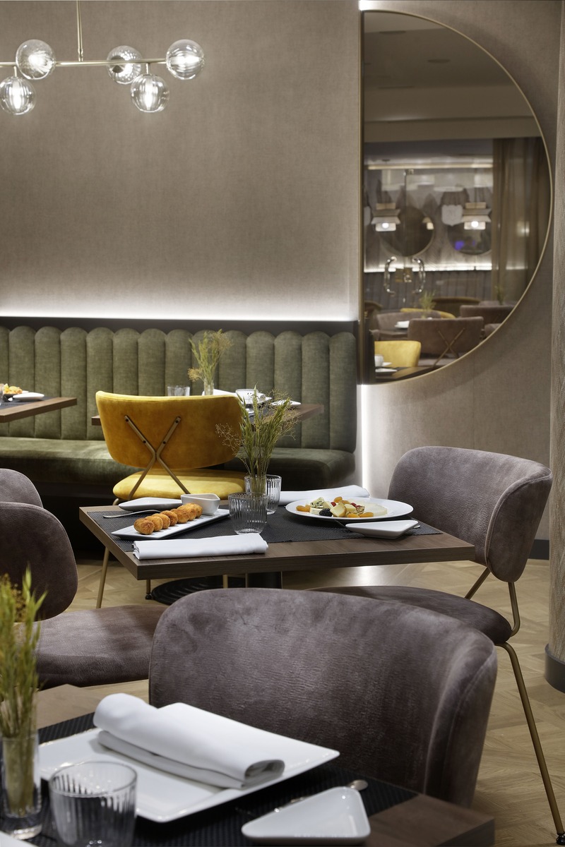 Caf� Lugano Hotel HCC ST Moritz - Barcelone, Espagne