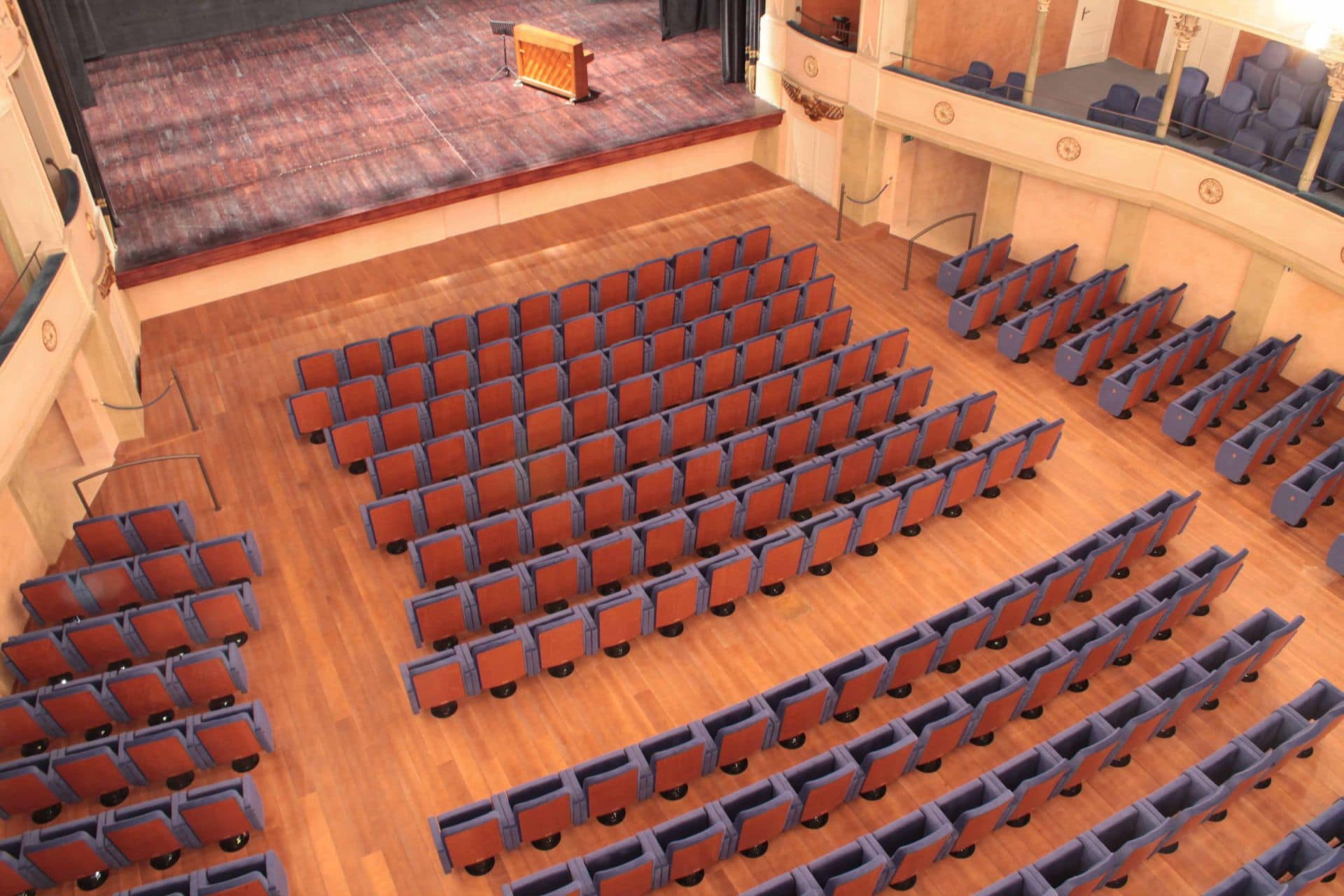 Fauteuils Lugano  Ariosto Teather